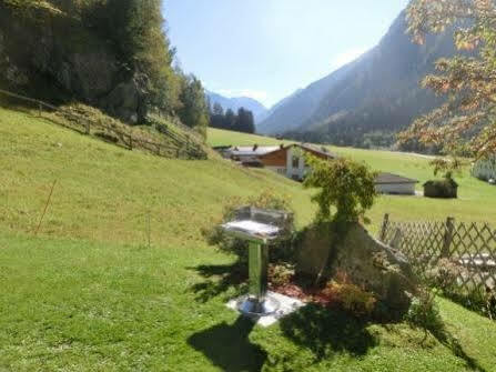 Ferienwohnung Bergspitz Sankt Leonhard im Pitztal Bagian luar foto
